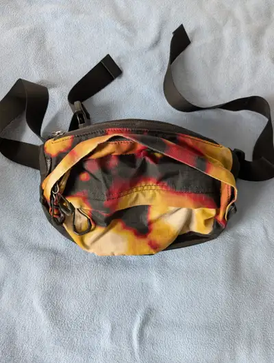 MEC Large Fanny Pack / Sac banane grand format – Water Resistant, View more