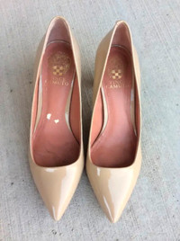 Vince Camuto Nude Heels - Size 7