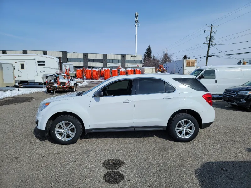 2015 CHEV EQUINOX RUNS AND LOOKS LIKE NEW FULL SAFETY INSPECTION