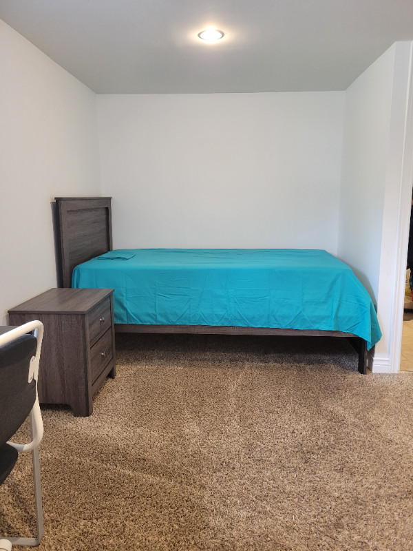 Room for Rent in Hamilton Room Rentals & Roommates Hamilton Kijiji