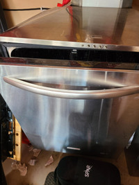 KitchenAid Stainless Steel Dishwasher - 6 months new