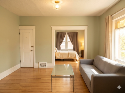 a Private MasterROOM , Furnished, on a Spacious Quiet 2-Bedrooms! so you only have a respectful and...