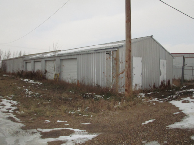 114 7th Ave. W., Gravelbourg in Commercial & Office Space for Sale in Moose Jaw - Image 4