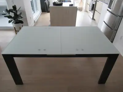 Table de Cuisine Verre trempé / Dining room table Tempered glass, View more