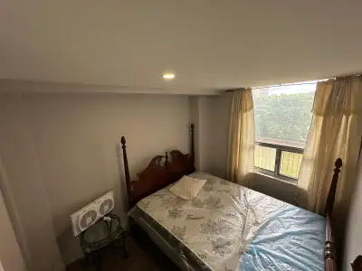 One room available in a 2 bedroom apartment in North York chalk farm, wifi and utilities all include...