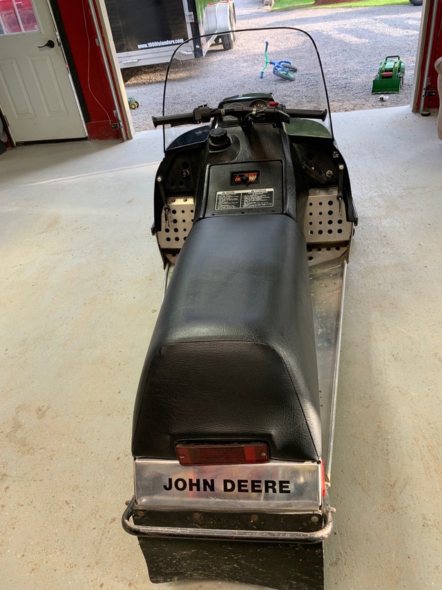 1981 JD spitfire Snowmobiles Belleville Kijiji