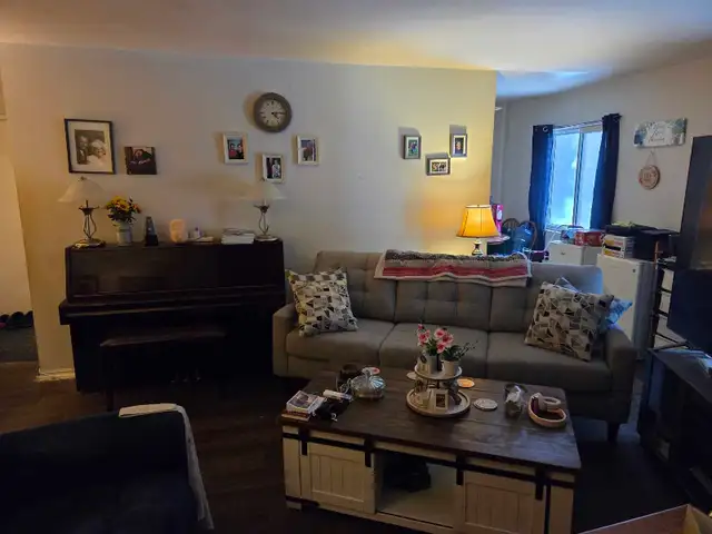 Room 4 Rent Available Now