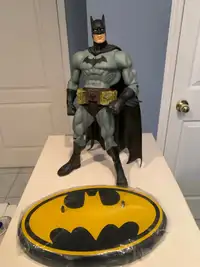 BATMAN 12 inch figure with base. Black and Grey. 