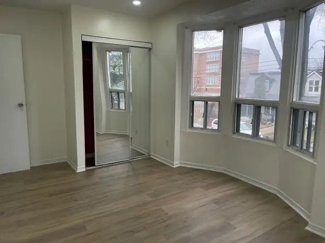 Private room for rent near TTC subway station in downtown area