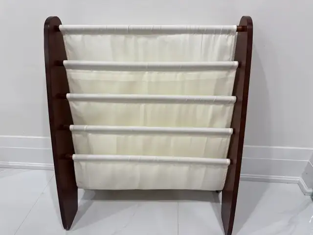Kidscraft wood and canvas sling bookshelf in Other in Oakville / Halton Region - Image 2