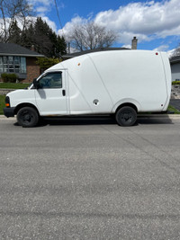 2004 Chevrolet Express Van HD Unicell Bubble Cube Van