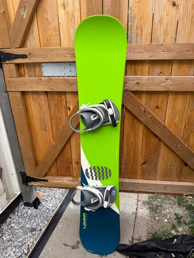 Lamar Snowboard lightly used, View more