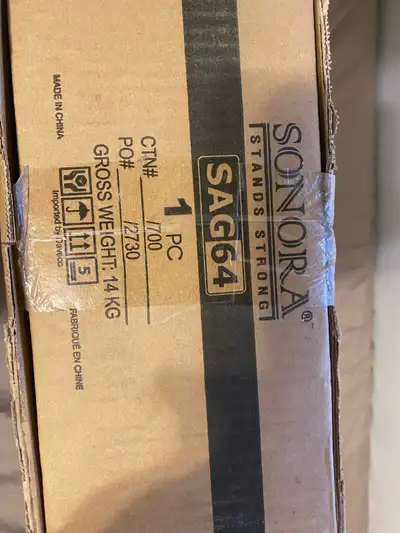 Selling a brand new, never opened Sonora SAG64 Single Arm Articulating TV Wall Mount. Still sealed i...