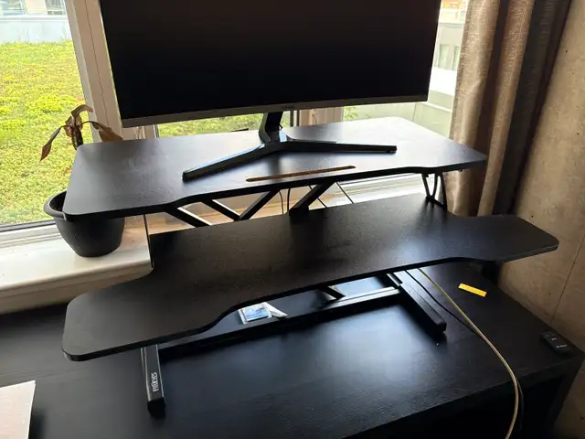 Standing Desk Converter in Desks in Ottawa - Image 4