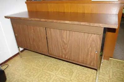 Heavy-duty business credenza, View more