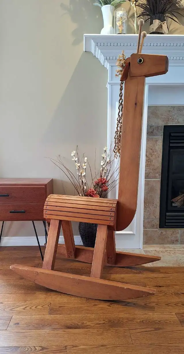 Mid Century Oak Wood Rocking Horse Deco in Arts & Collectibles in West Island - Image 8