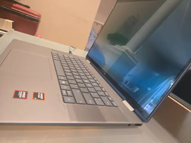 HP Envy 16 x360 Touchscreen Laptop Ryzen 7 16GB/512GB SSD in Laptops in City of Toronto - Image 8