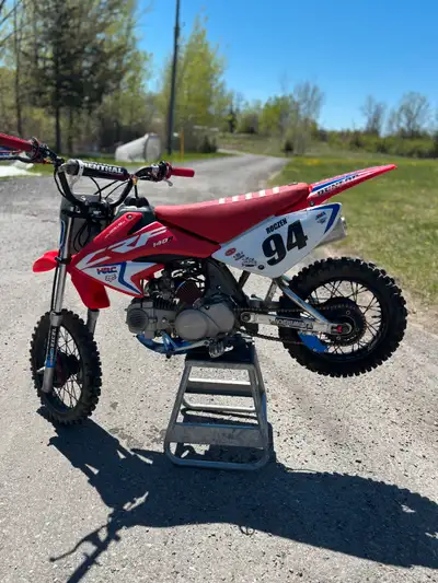 This is a piranha with a Honda frame has a bbr swing arm new swing on bushings new rear shock Yoshim...