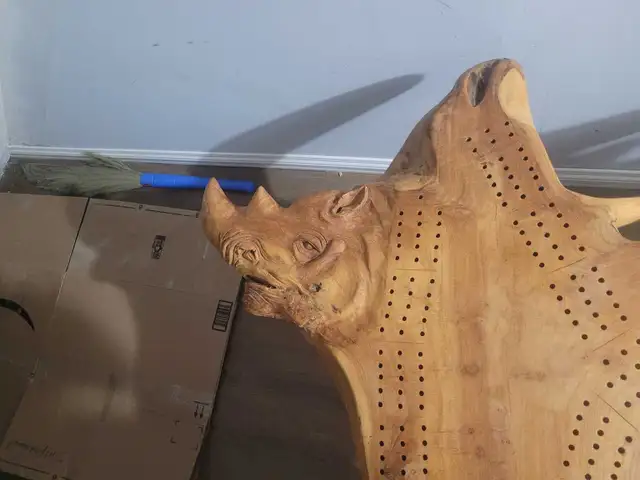 Custom Cribbage Root Wood hand Carved Table in Coffee Tables in Calgary - Image 5