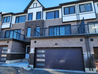 2 car garage townhouse for rent in Cobourg