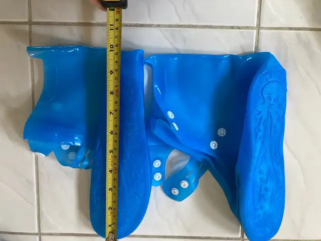 Waterproof anti-slip Rain Boot Shoe Cover in Women's - Shoes in City of Toronto - Image 6