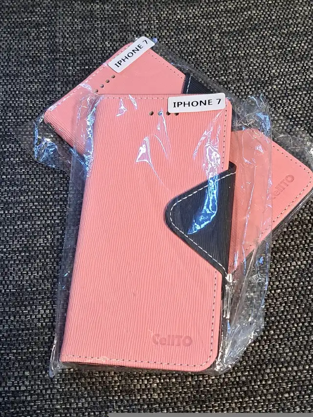 IPhone 7 cellphone case  in Cell Phone Accessories in Oshawa / Durham Region - Image 5