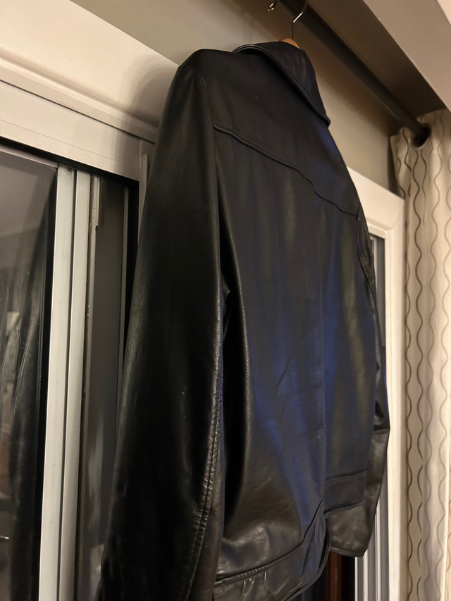 Genuine Black Leather Retro Biker Jacket in Multi-item in Oakville / Halton Region - Image 4
