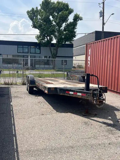 Tilt deck 7 1/2 wide 21 long 14,000 pounds 120$ a day Weekly rate 95$ a day Monthly rate available P...