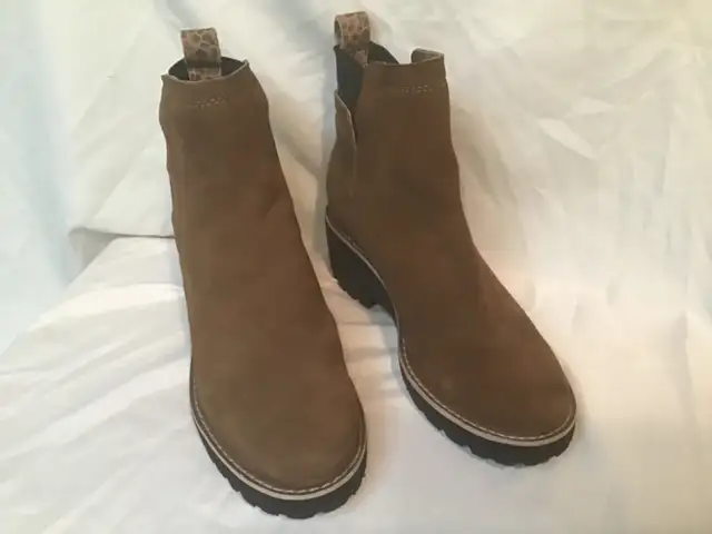 woman’s boots Dolce Vita brand new in Women's - Shoes in City of Toronto - Image 3