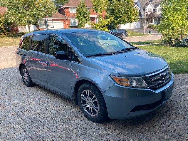 2011 Honda Odyssey in Cars & Trucks in Guelph - Image 2
