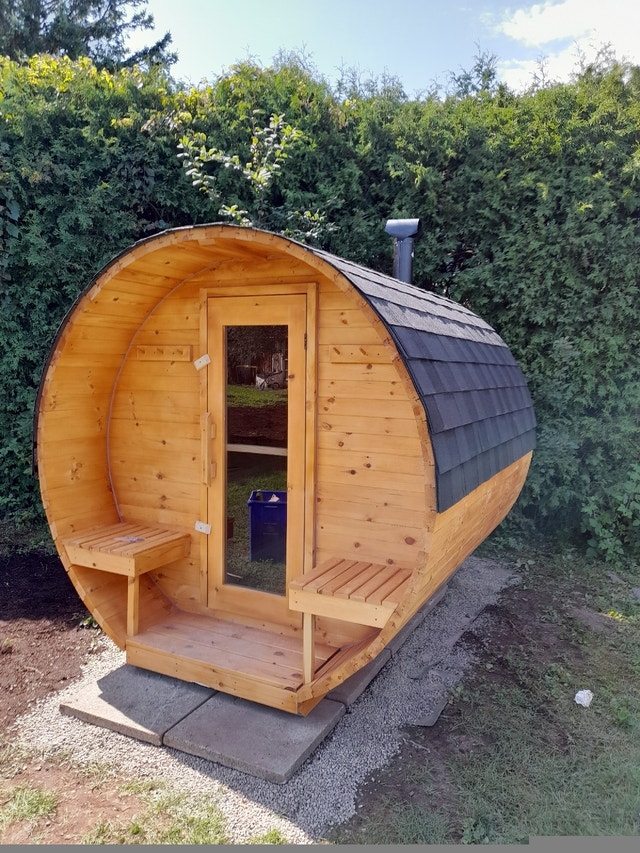 Cabin saunas barrels and pods Hot Tubs & Pools Barrie Kijiji