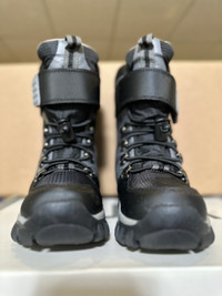 Kids Winter Boots Brand New (Youth Size: US 11)