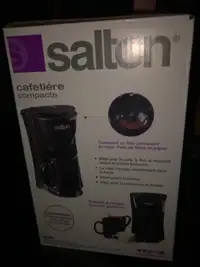Cafetière Salton compacte neuve