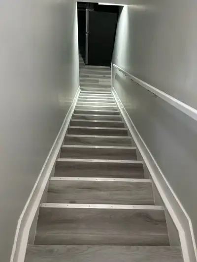 ***NO SMOKING OR PETS ALLOWED *** Basement suite - Location is in Edgemont Drive NW - 1 bedroom + 1...