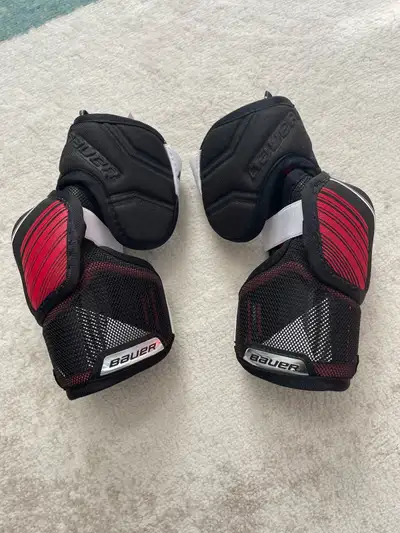 Like new *** Bauer NSX junior elbow pads size medium , View more