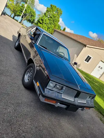 1985 Oldsmobile Cutlass NEW Carb Front brakes Back brakes Brake lines Spark plugs and wires Body mou...