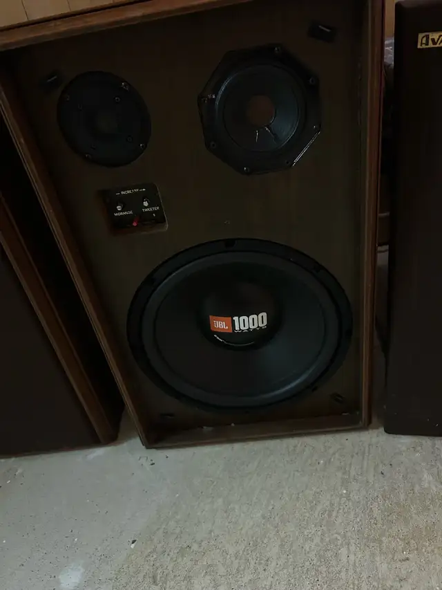 Avant Model 4A Speakers in Speakers in Mississauga / Peel Region - Image 3