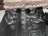  12 wine glasses 