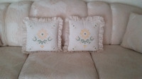 Matched Set of Decorative Cushions/Pillows