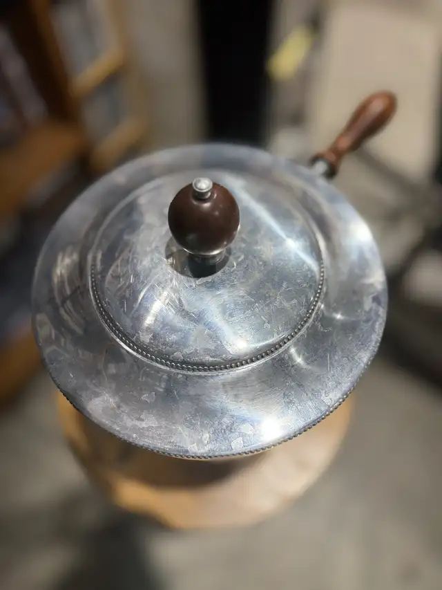 Silver Chafing Dish in Kitchen & Dining Wares in Calgary - Image 3