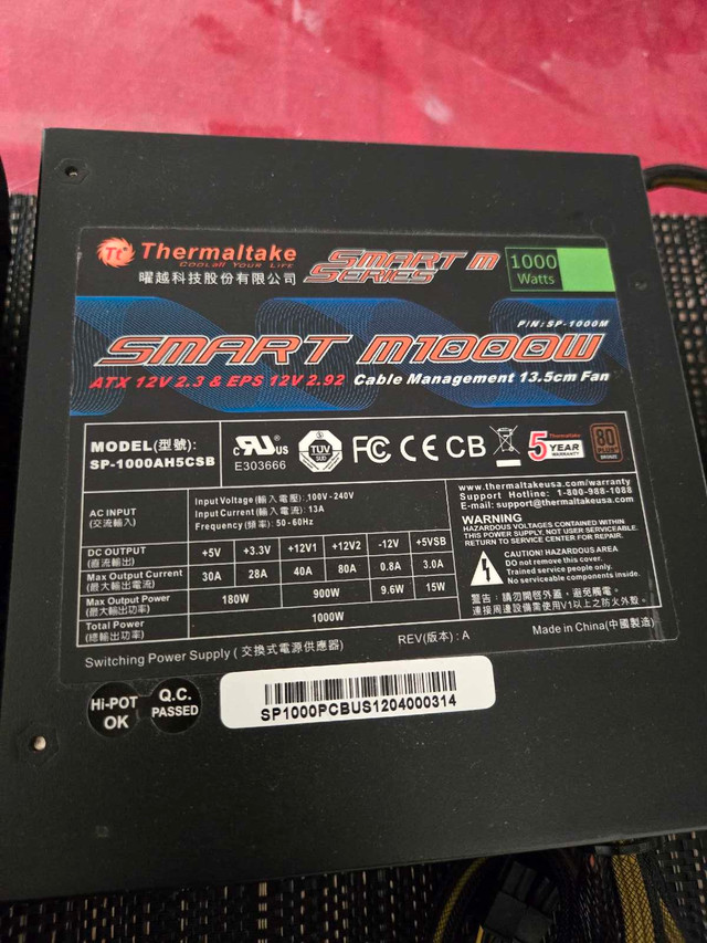 Thermaltake Smart M1000W power supply in System Components in Markham / York Region - Image 2
