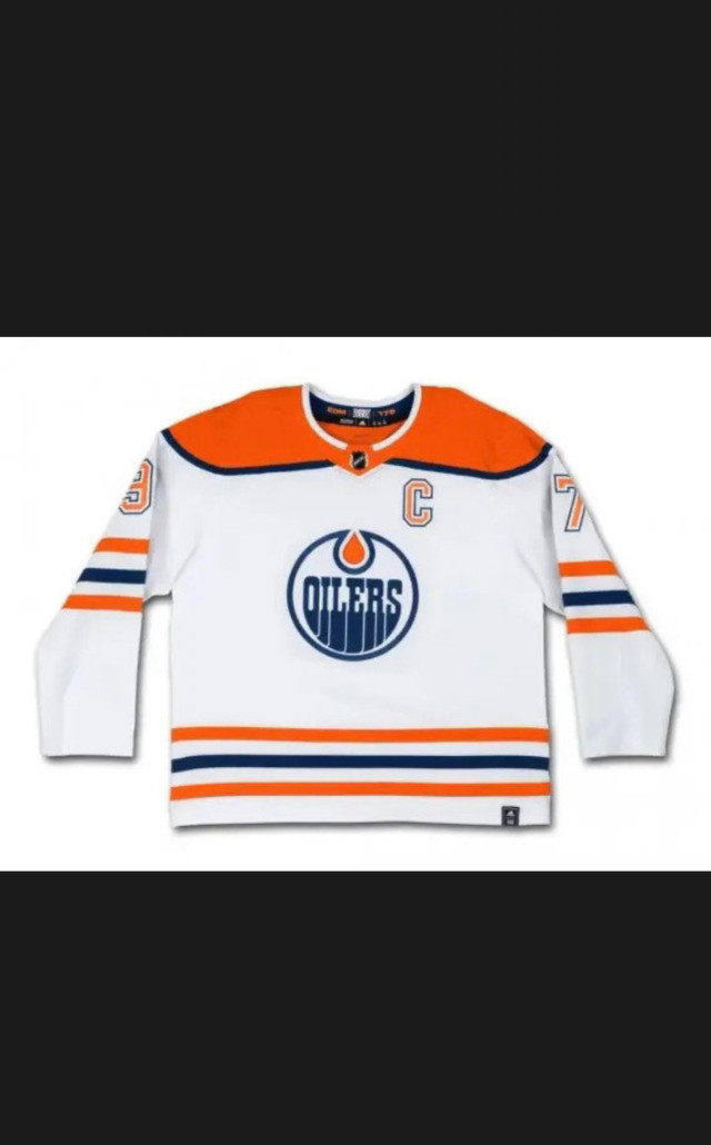 Connor Mcdavid Signed RR Adidas Jersey in Arts & Collectibles in Oshawa / Durham Region - Image 2