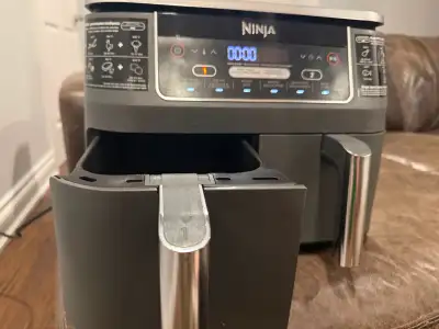 Ninja Dual Zone Air Fryer – Excellent Condition, View more