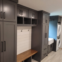 Custom Made Laundry Rooms / Mud Rooms at affordable prices !