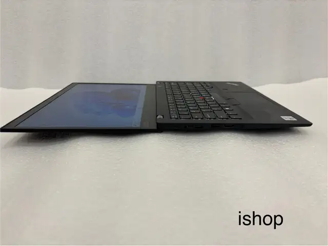 i7 10th ThinkPad T14s 16GB 512GB SSD Touchscreen 14” Laptop in Laptops in Markham / York Region - Image 7