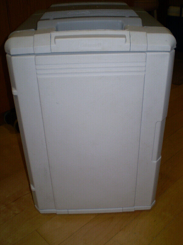 COLEMAN 12 Volt Cooler Trucker special Fridge Style Other