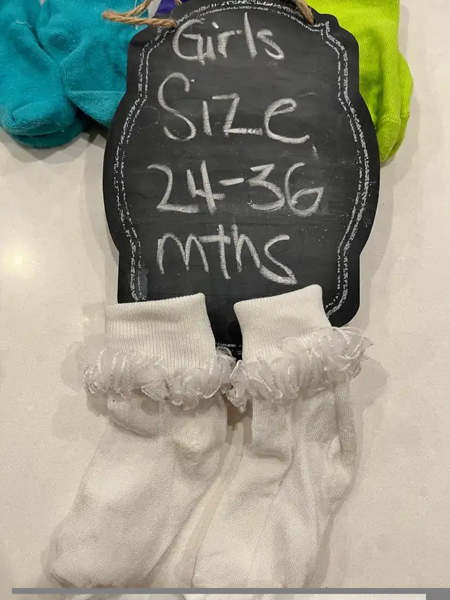 Lot of variety girls socks - age 24-36 months in Clothing - 2T in Calgary - Image 6