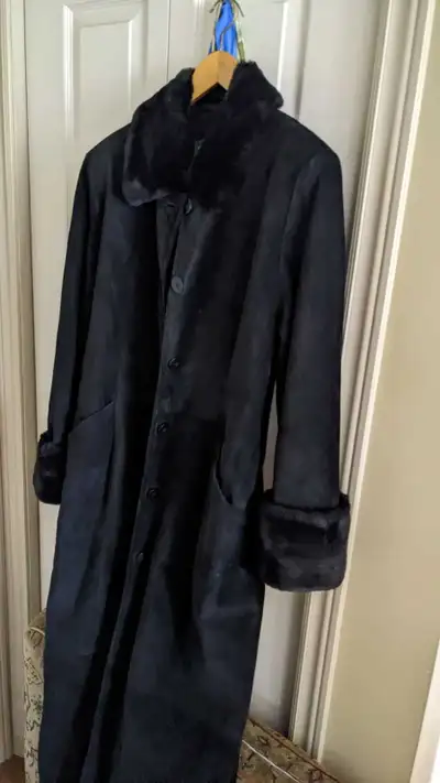 Daniel Size Small Black Suede Coat, View more