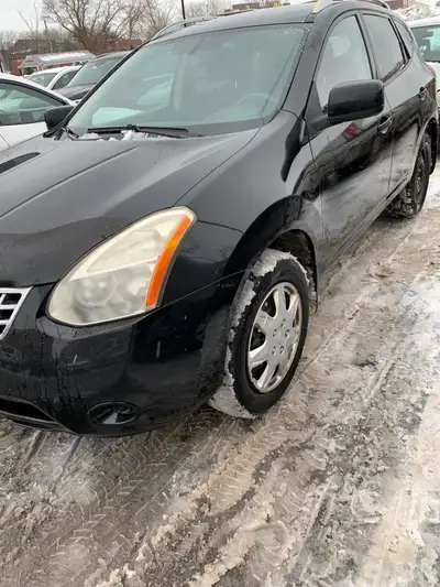 Nissan rogue 2008 AWD 4dr S