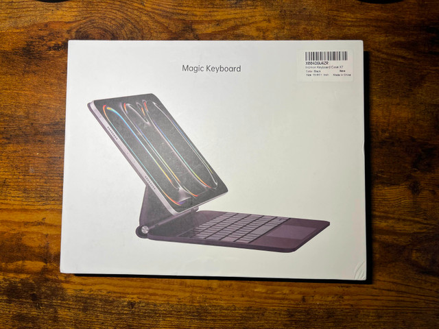 Magic Keyboard for iPad Pro 11/iPad Air 11 Inch(M2,2024/M3,2025) in iPads & Tablets in Mississauga / Peel Region - Image 2